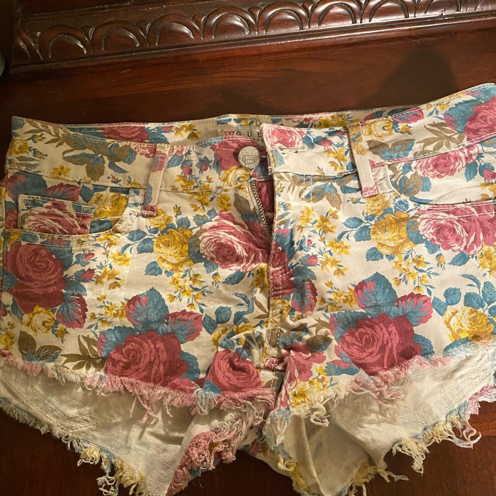 Guess shorts